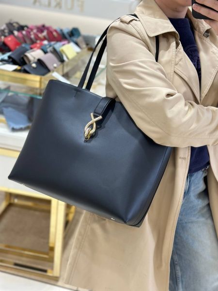 Сумка жіноча шкіряна Furla Mianova колір чорний розмір 34,5&times;30&times;15 см D_WB00094-HSF000-O60001 -1-007-20-BG-B  фото