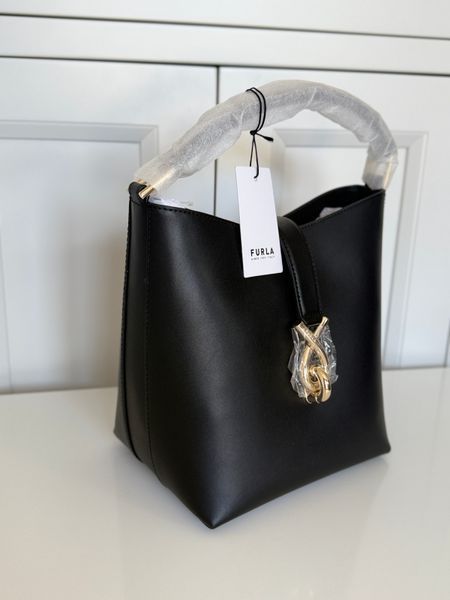 Сумка Furla Mianova у кольорі чорний розмір 25&times;23&times;16 см BAWTLND-BX0306-06000-1 007 20 CN фото