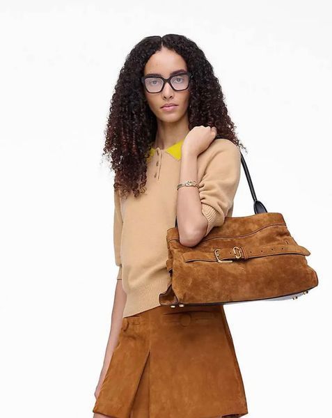 Сумка Marc Jacobs The Suede Dakota Satchel через плече коричневий замша 40x16х27 см 2F5HSC009H01 860 2F5HSC009H01 860 фото