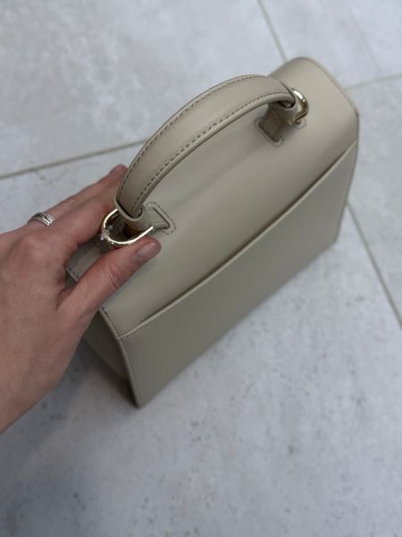 Сумка FURLA Eclisse S top handle гладка шкіра розмір 22x15x12 см WB01727 фото