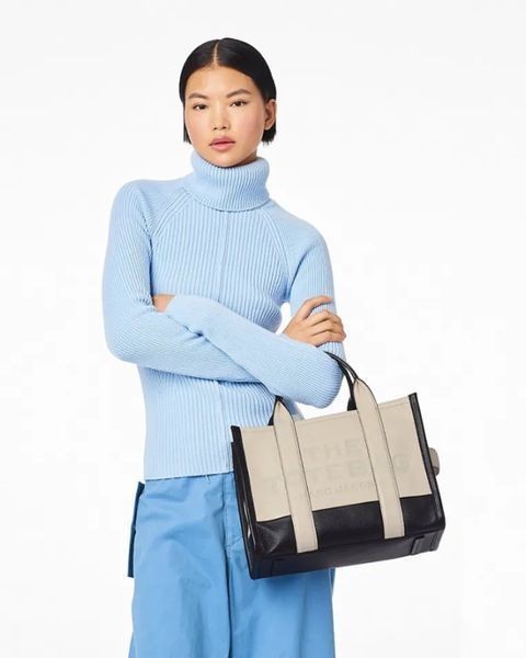 Сумка Marc Jacobs The Colorblock Medium Tote Bag крос-боді шкіра чорний-бежевий 34x15х27 см H007L01RE22 фото