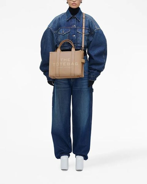 Сумка Marc Jacobs Leather Medium Tote Bag, тоут зерниста шкіра бежевий 34x15х27 см H004L01PF21230 H004L01PF21230 фото