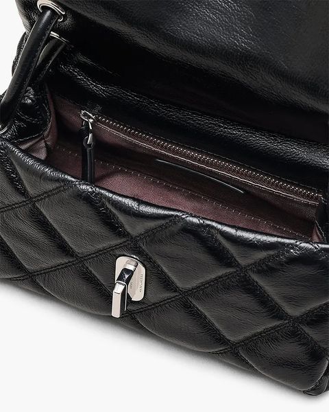 Сумка Marc Jacobs The Quilted Dual Shoulder Bag через плече стьобана шкіра чорний 11x11х22 см 2S5HSH023H02001 фото